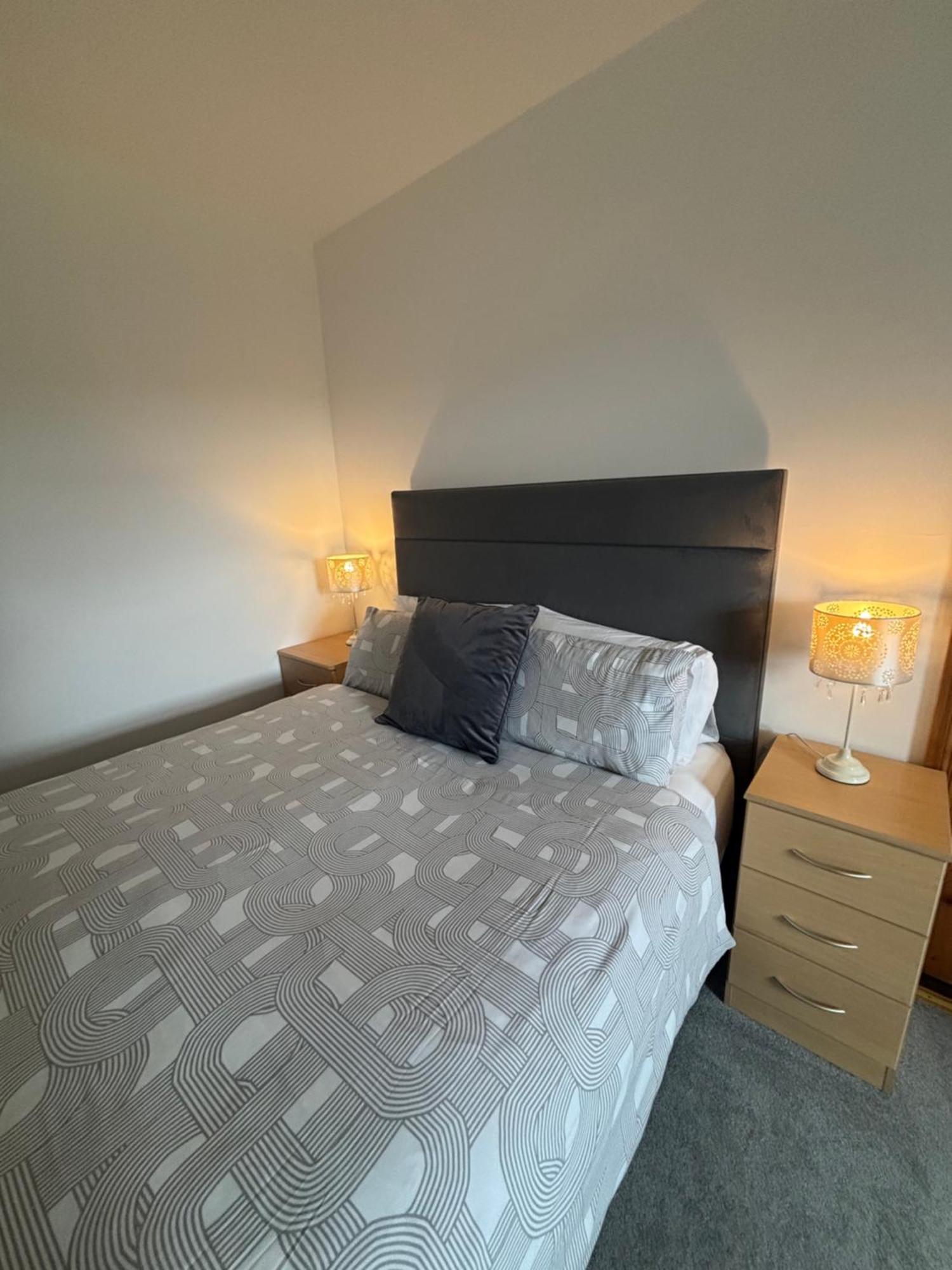 Racecourse Lodge Apartment 클리프덴 외부 사진